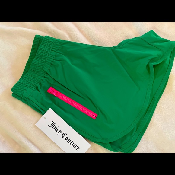 Juicy Couture Shorts - Picture 1 of 2
